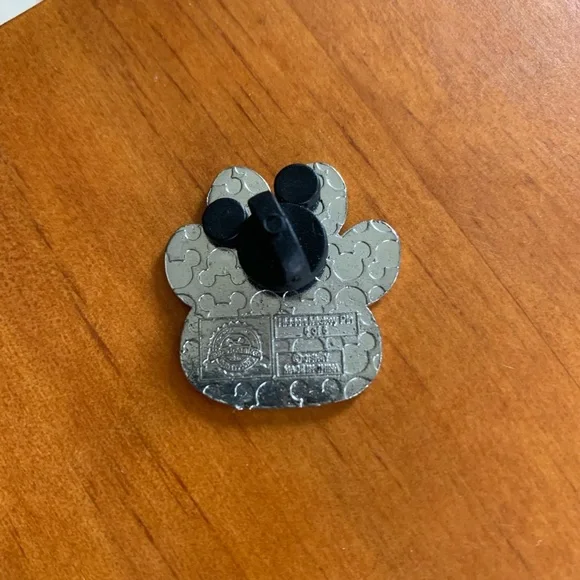 Scar paw print Disney pin - The Lion King villains - Picture 4 of 4